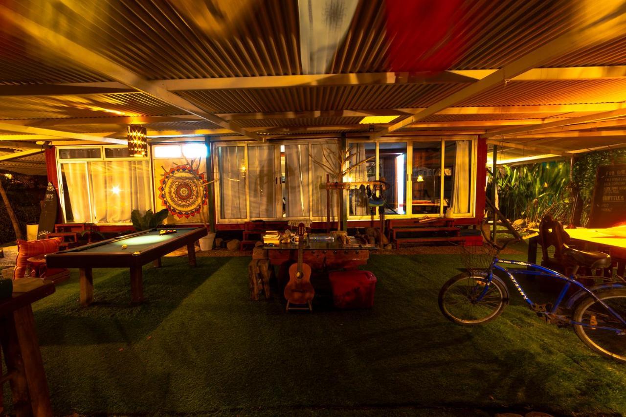 The Spot Hostel Bãi biển Bãi biển Esterillos Ngoại thất bức ảnh