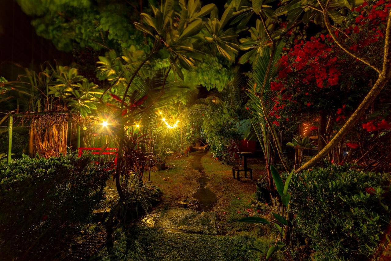 The Spot Hostel Bãi biển Bãi biển Esterillos Ngoại thất bức ảnh